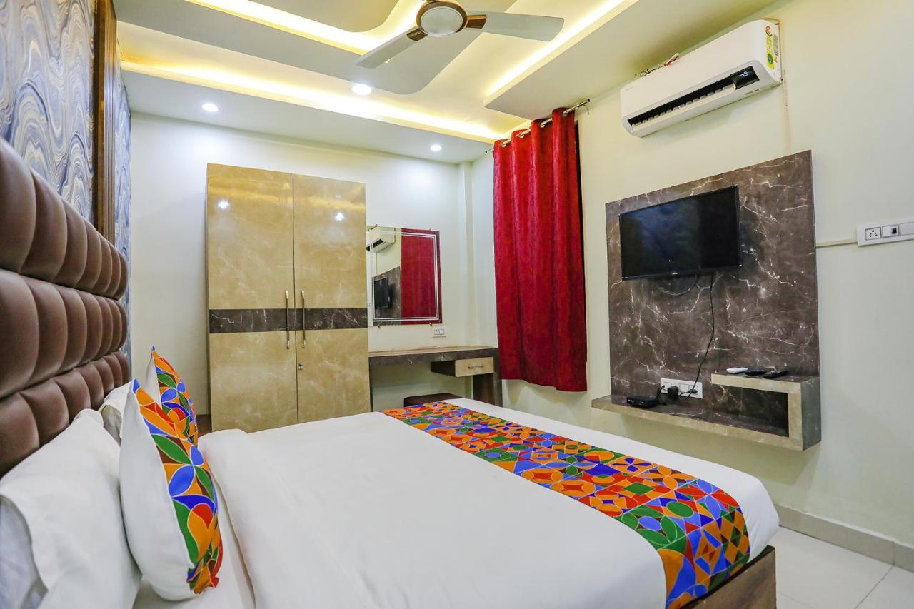 Fabhotel Naman 坎普尔 外观 照片