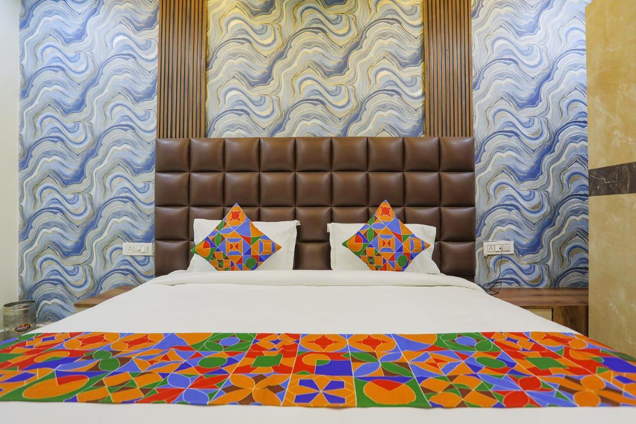 Fabhotel Naman 坎普尔 外观 照片