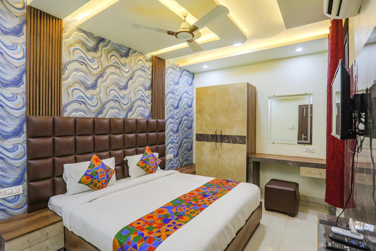 Fabhotel Naman 坎普尔 外观 照片
