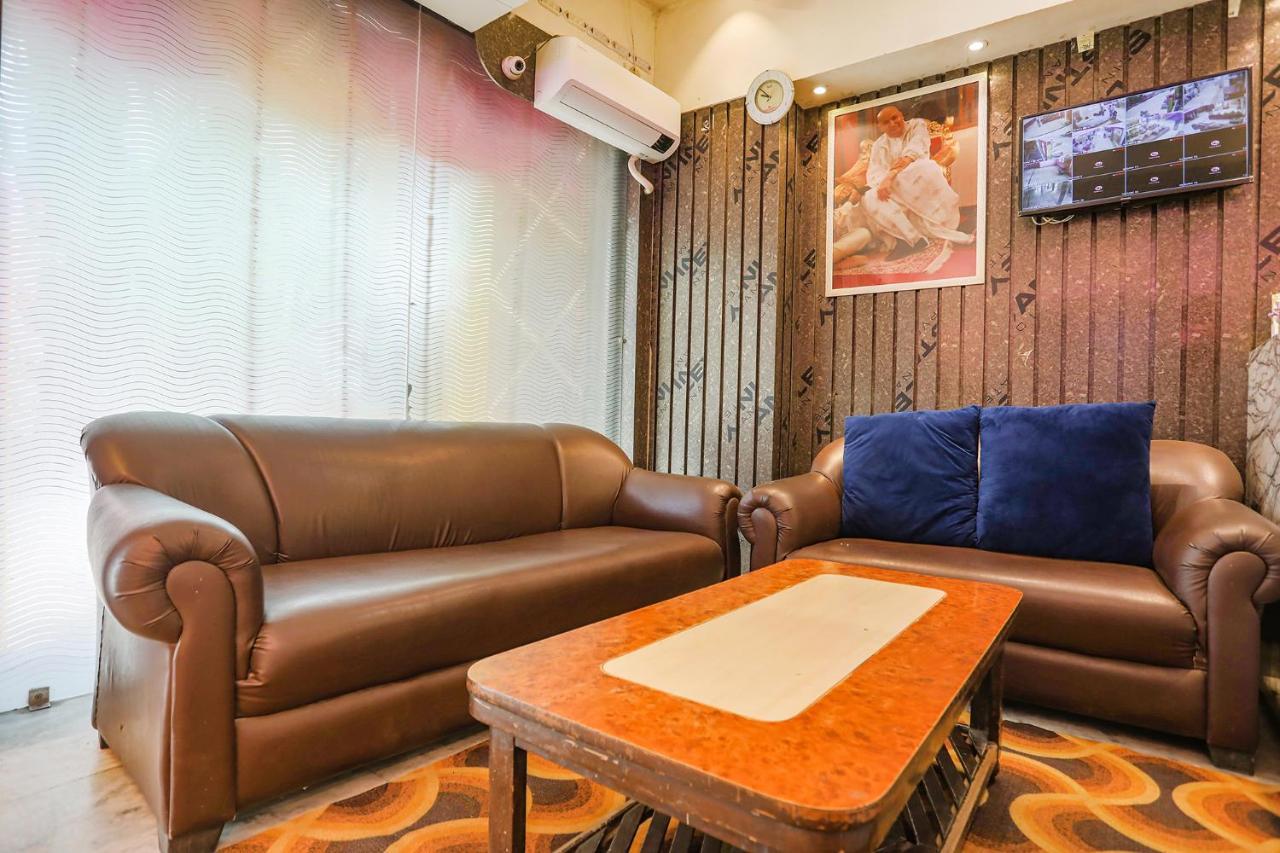 Fabhotel Naman 坎普尔 外观 照片