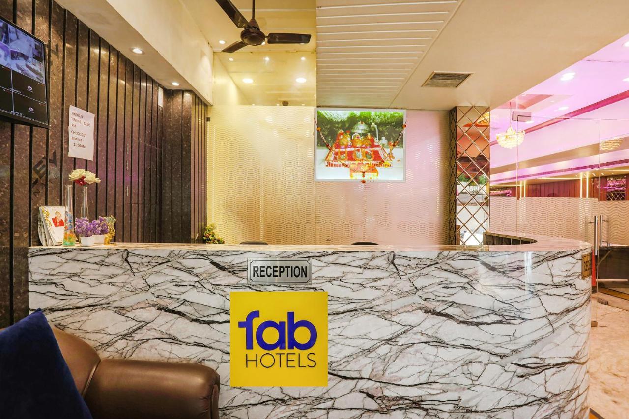 Fabhotel Naman 坎普尔 外观 照片