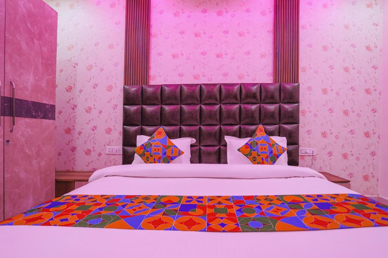 Fabhotel Naman 坎普尔 外观 照片